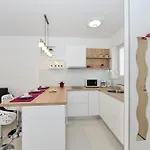 Lägenhet Luka *