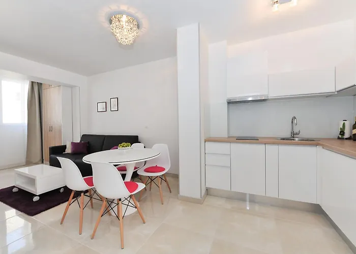 Luka Апартаменты *