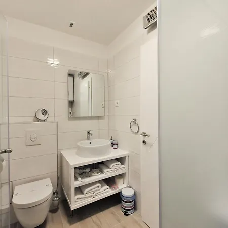 公寓 Luka 扎达尔