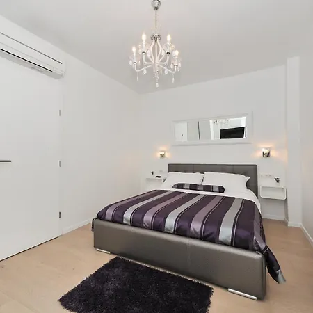 公寓 Luka 扎达尔